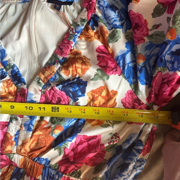 Floral V-Neck Long Sleeve Romper - Picture 3 of 6